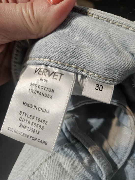 High-Rise Light Blue Wide-Leg Jeans for Women - Picture 3 of 5